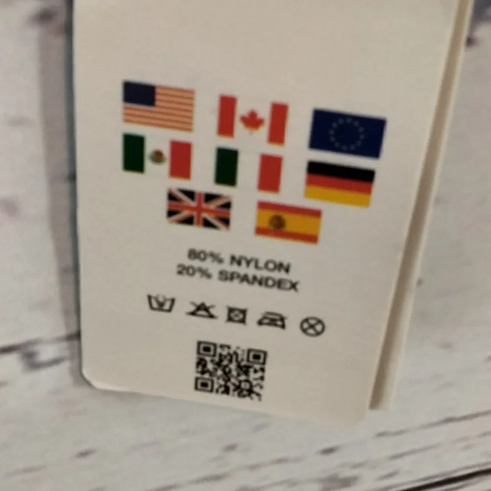 NWT: 
